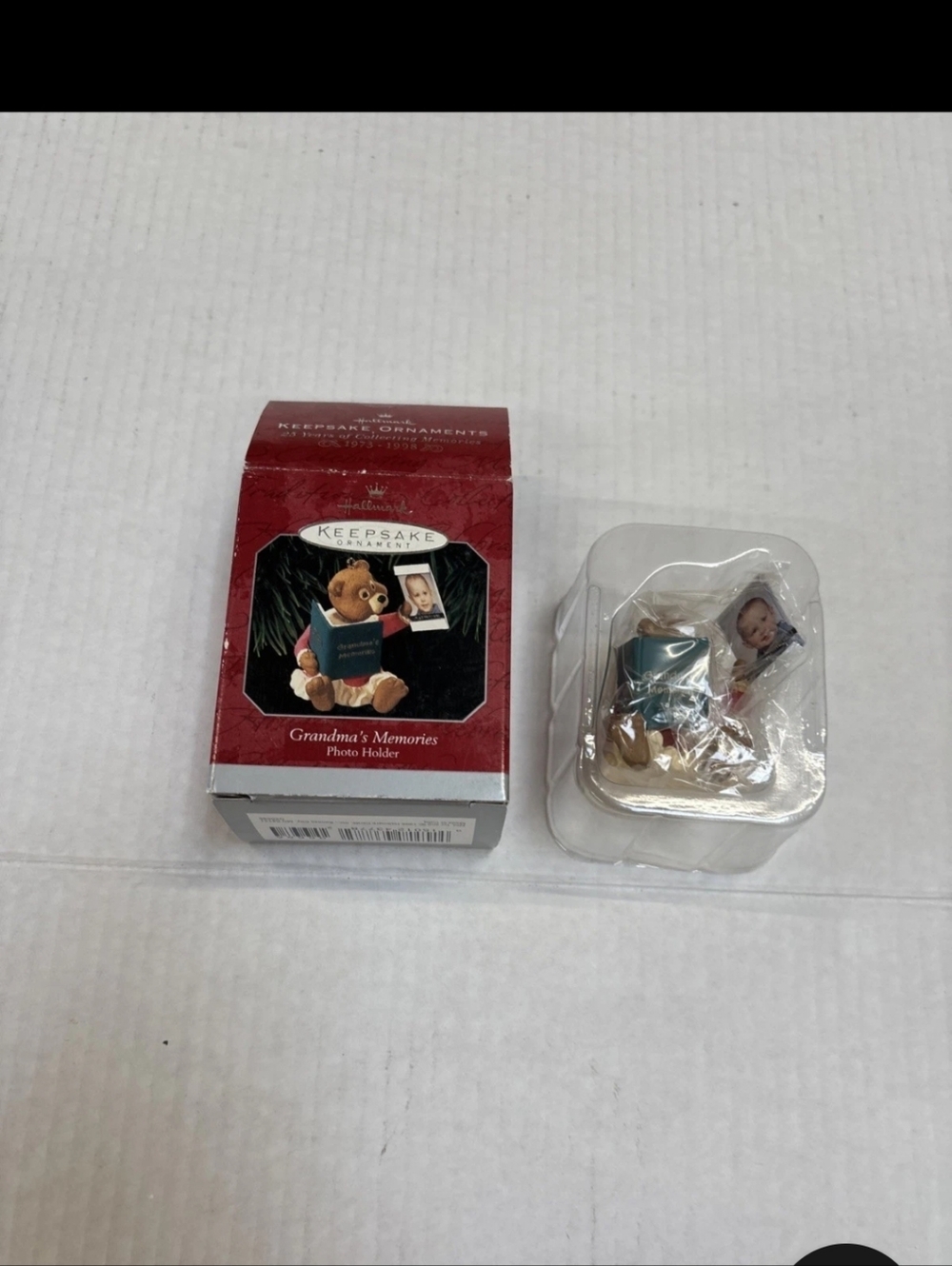 Hallmark Keepsake Grandma's Memories Bear Photo Holder - Brown & Teal